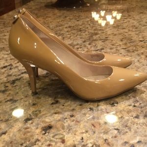Michael Kors Nude Pumps Size 8